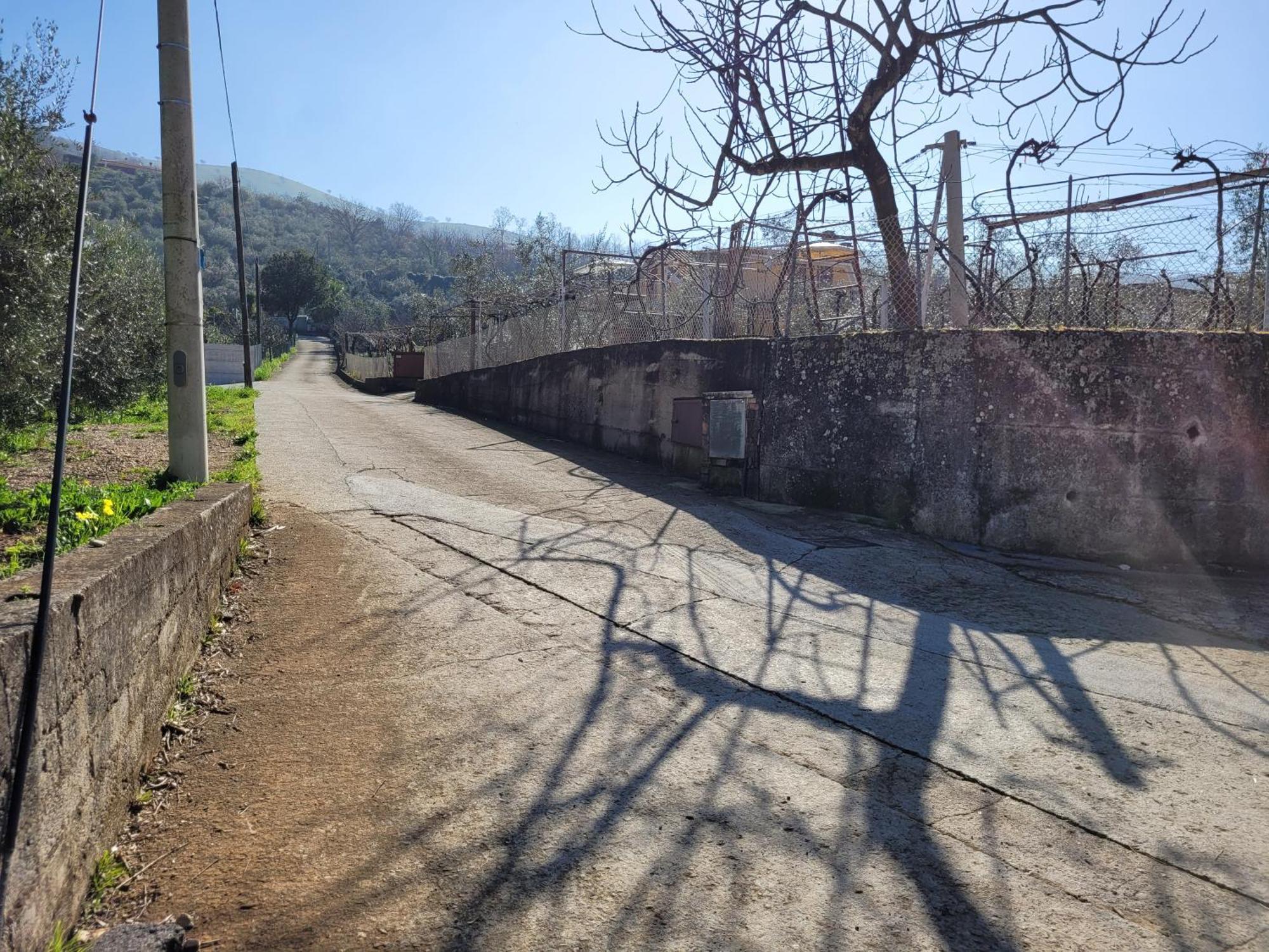 Alloggio Turistico Magnifico Alessandro Valle Bernardo 04025 Lenola Lt Cir 19063 Nei Pressi Di 04022 Fondi Lt Екстериор снимка