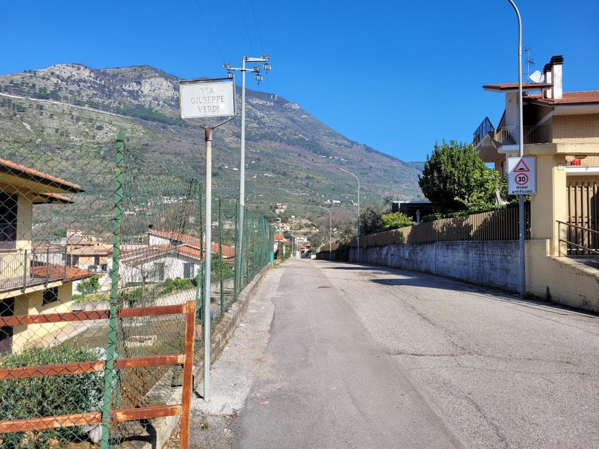 Alloggio Turistico Magnifico Alessandro Valle Bernardo 04025 Lenola Lt Cir 19063 Nei Pressi Di 04022 Fondi Lt Екстериор снимка